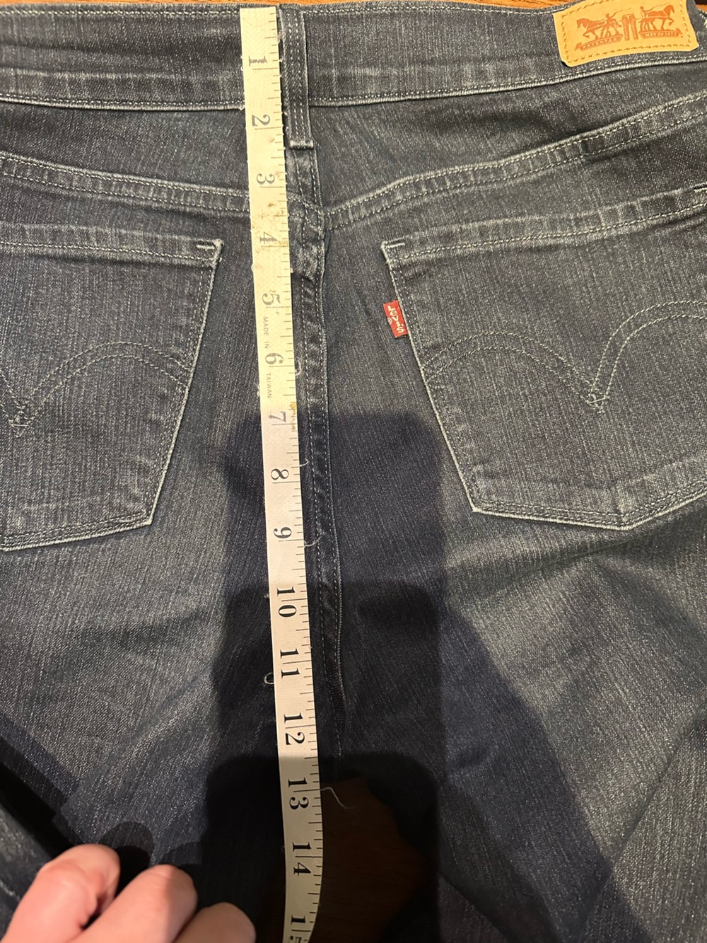 Levi's Women’s 505 Dark Wash Straight Jeans 6 - Picture 9 of 10
